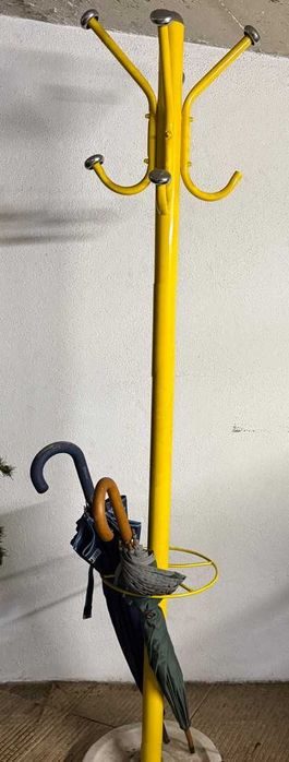 Cabide de pé alto para casa ou escritório