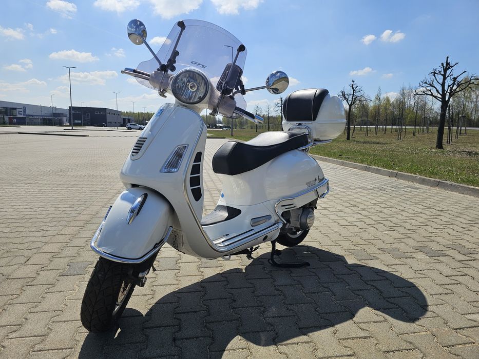 Piaggio Vespa  300 gts