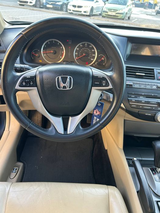 Honda Accord  coupe 8