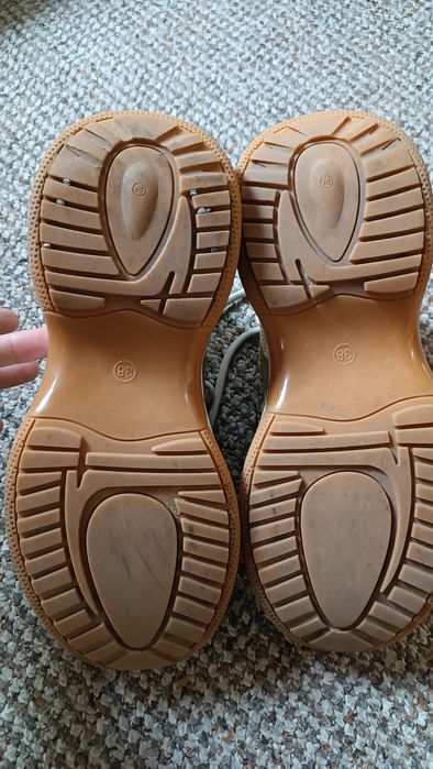 R. 38 Rage Agę Sneakersy beżowe j. Nowe