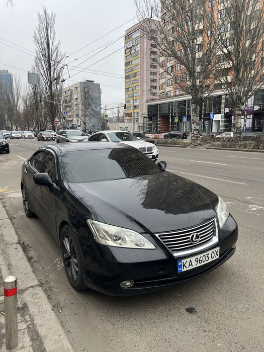 Продам Lexus es 350