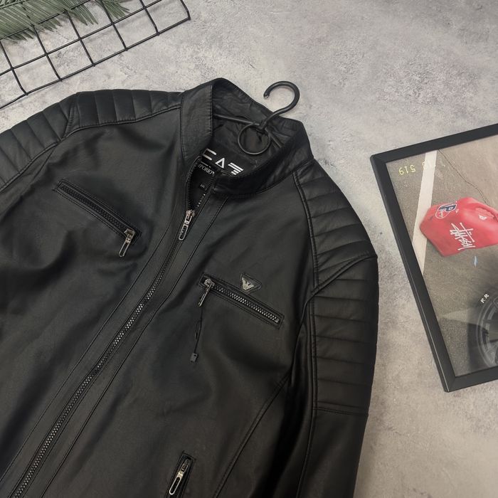 Чоловіча Шкірянка Emporio Armani