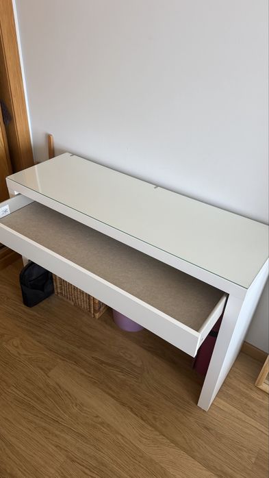 Toucador Malm - IKEA