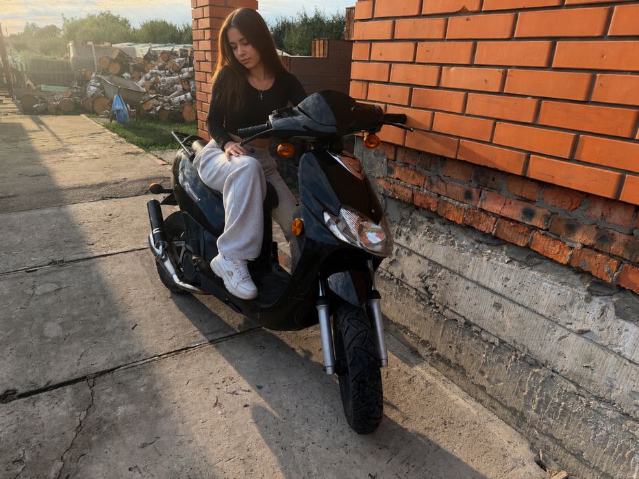Скутер keeway country 50