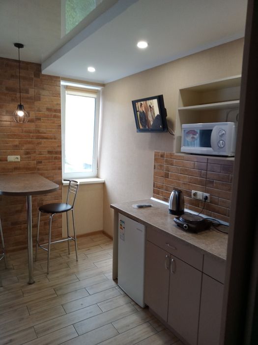 1 этаж. Левада .Гагарина. Новый ремонт. Посуточно