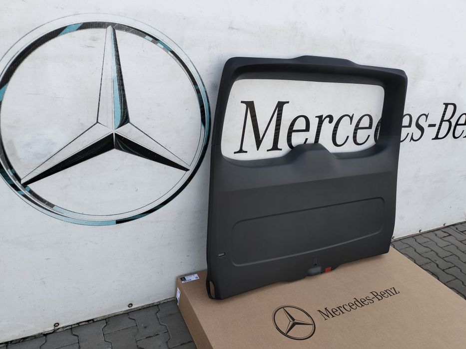 Обшивка задньої дверки- ляди Віто 447 Ве-класс Пластик Карта ляди Vito