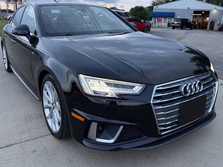 Audi A4      2019