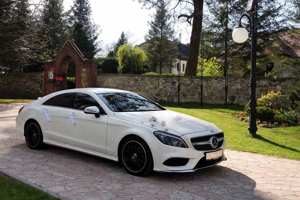 Mercedes CLS Biała Perła Samochód/Auto do Ślubu Wesele Cennik