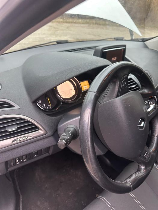 Продам megane 3