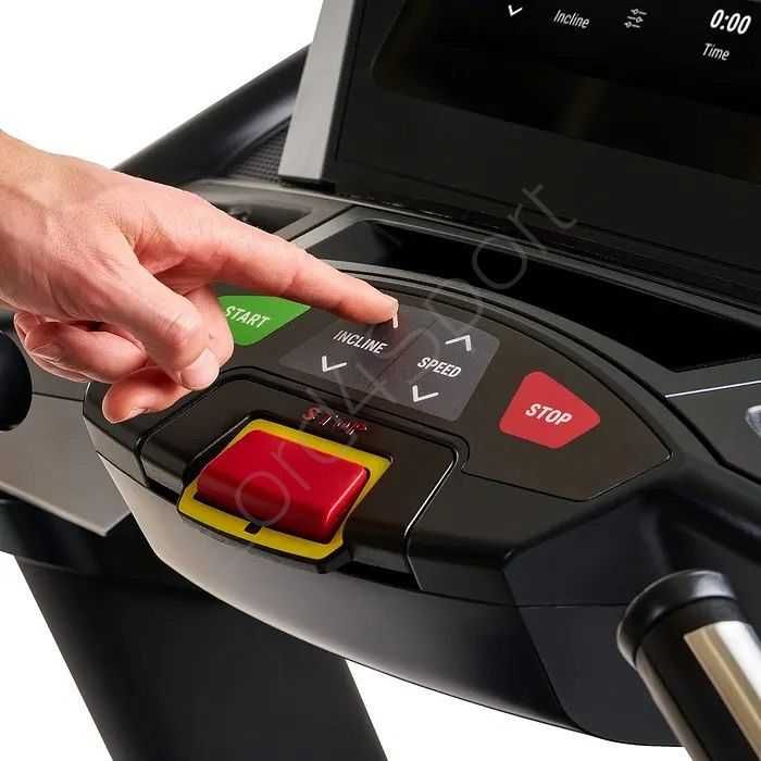 Bieżnia HAMMER Maximum TR 8000 TFT model 2025 # Salon z ekspozycją