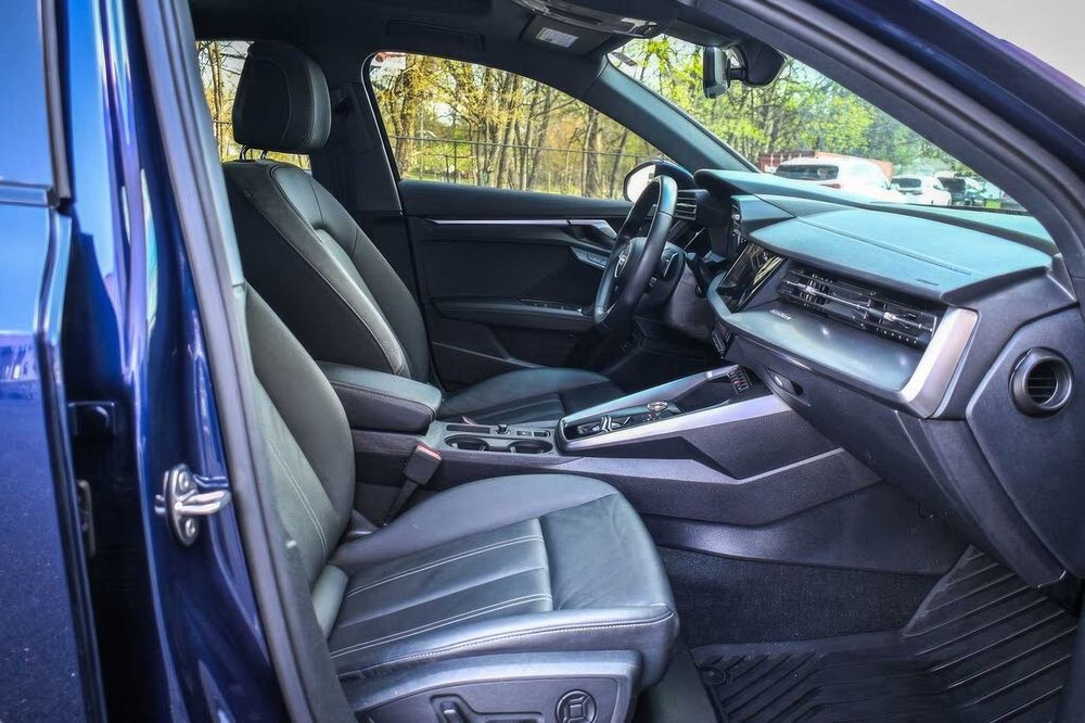 Audi A3      2024