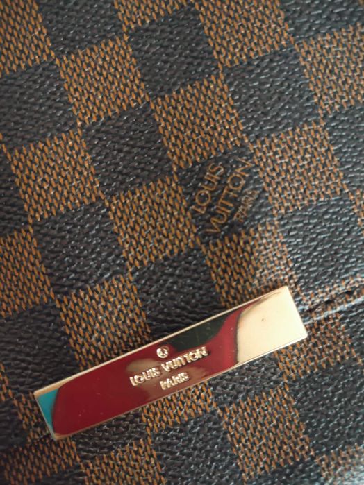 Mala tiracolo castanha