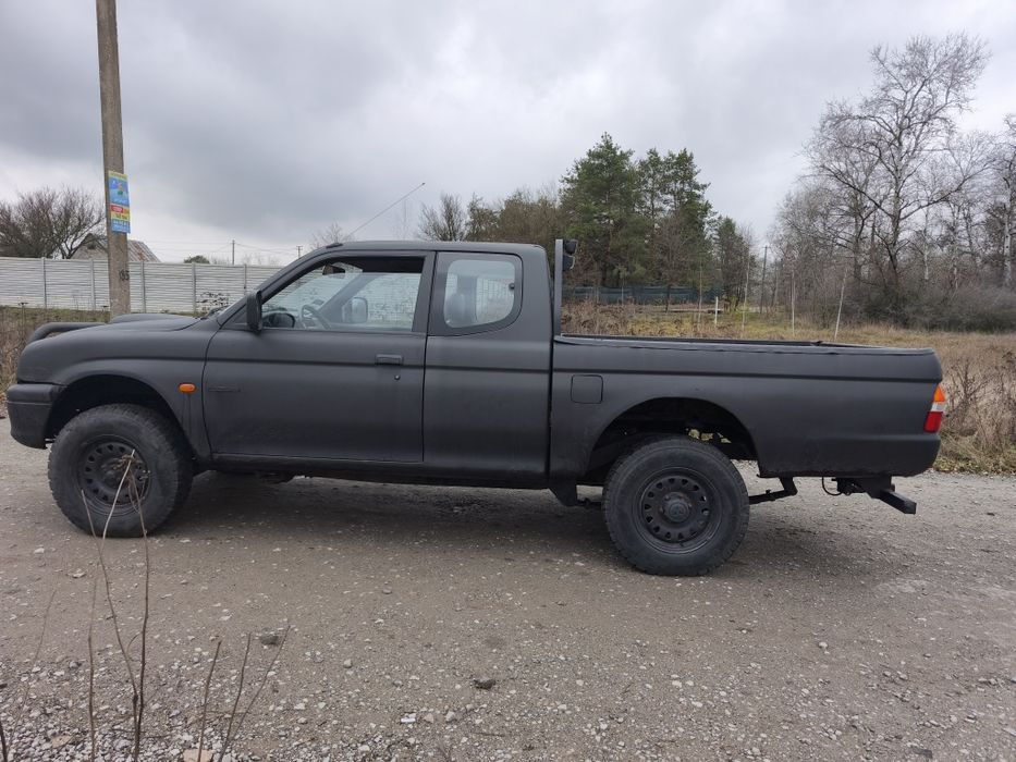 Продам пикап l200