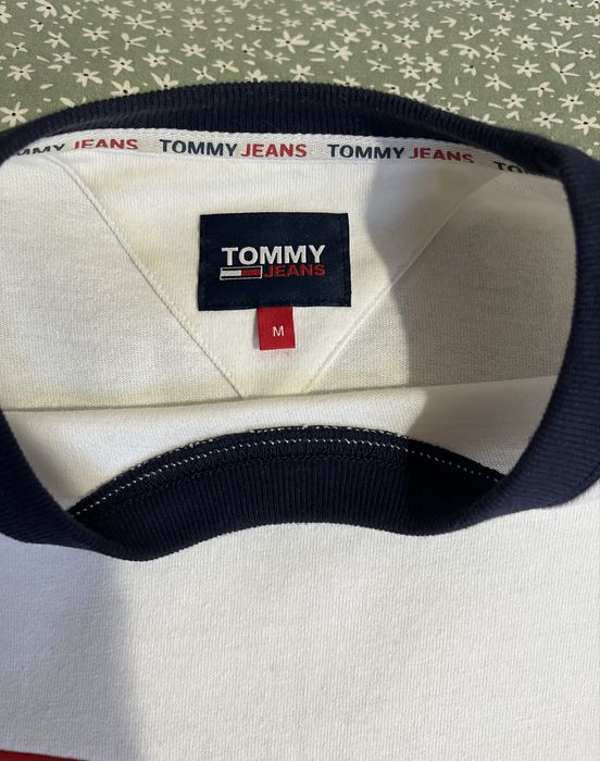 Футболка Tommy Jeans