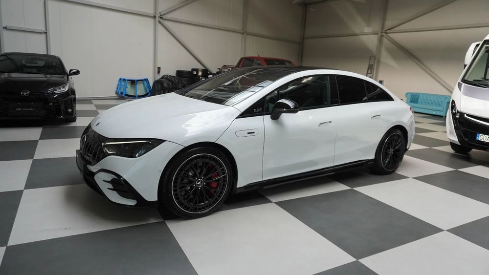 Mercedes-Benz EQE s.polska katalog 607 tyś zł 43 amg