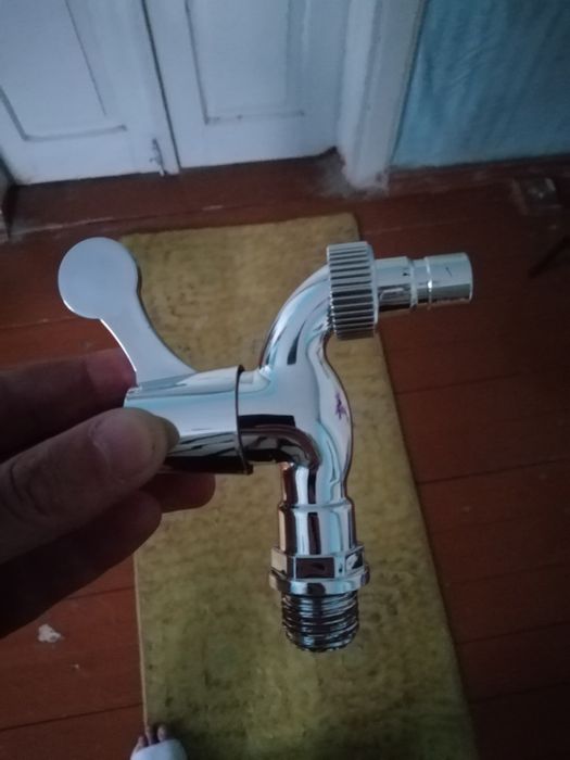Продам кран для рукомойник. Новый!