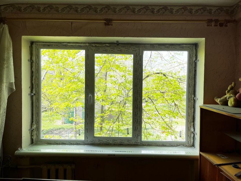 Продам 2-х  комнатную квартиру в г.Славянск