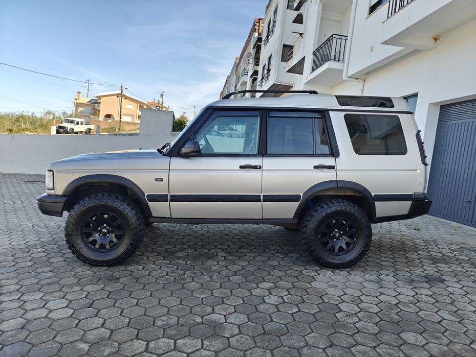 Land Rover Discovery TD5 - 7 lugares foto 2