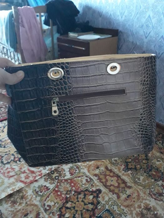 Продам женскую сумку
