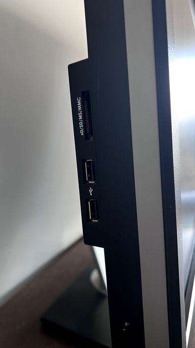 Monitor DELL 27" U2711 / Matryca IPS /  SUPER  STAN !!!