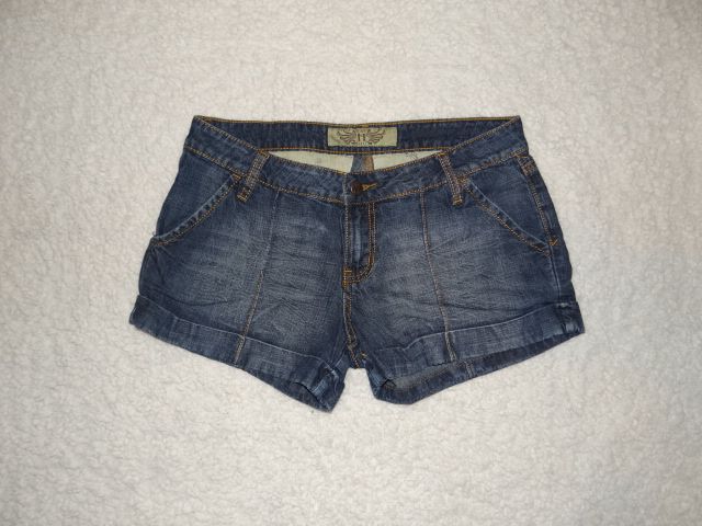 Spodenki krótkie r. 36