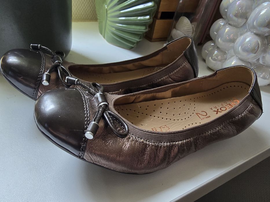 Nowe balerinki Geox 35