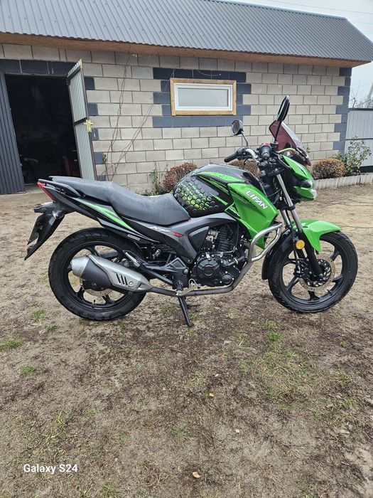 Продам ліфан кр200