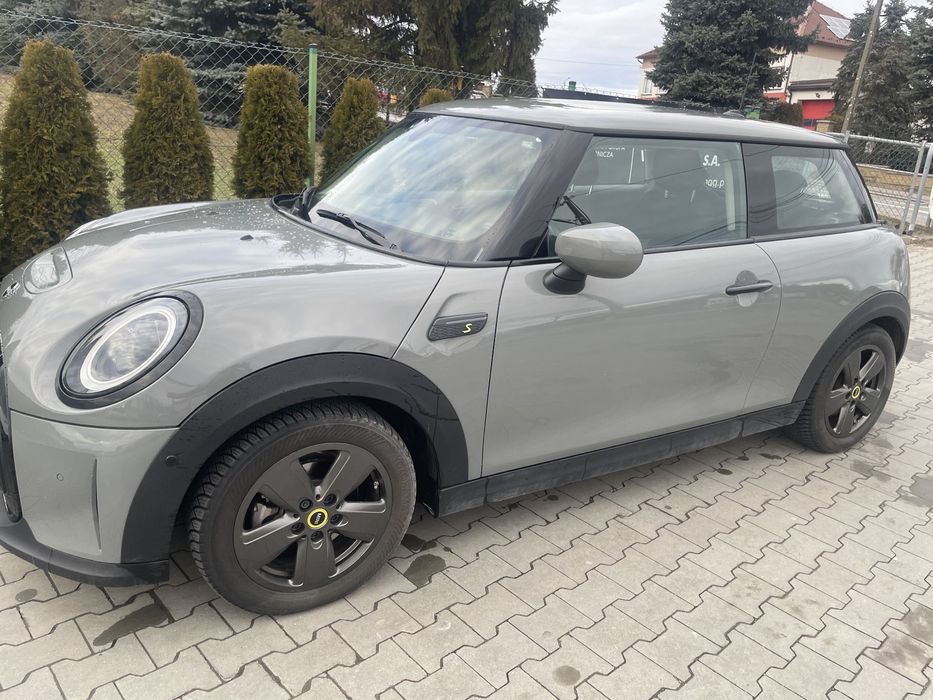 MINI Cooper MINI Cooper SE (elektryczny) 2021 rok