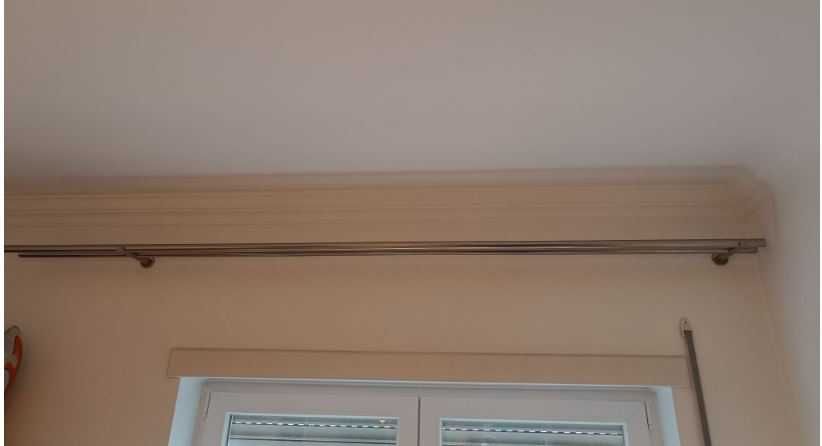 Varão Duplo + suportes em Metal cinza/ Prateado para cortinados