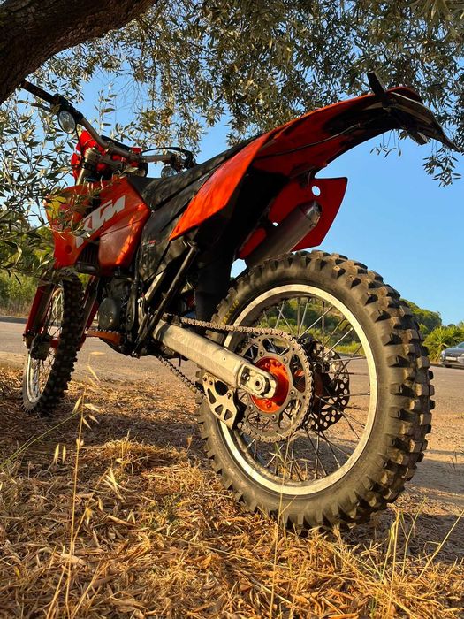 Reservado/Vendo Mota KTM 125