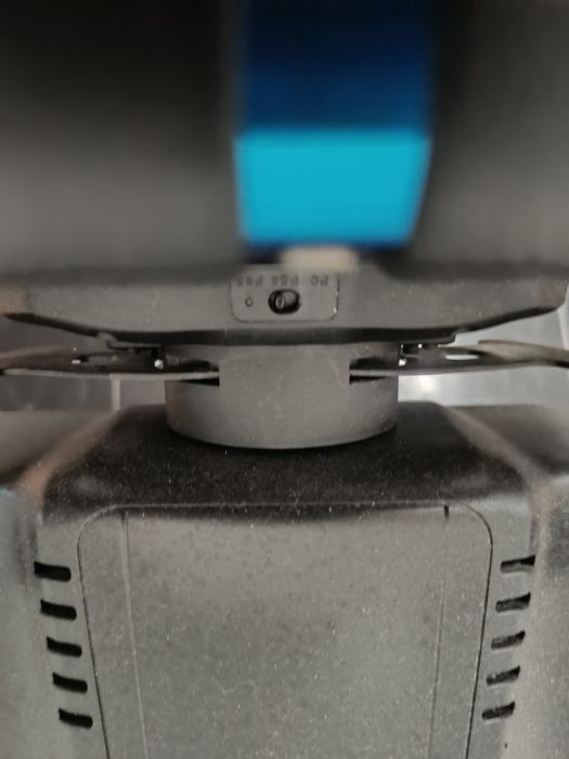 Volante Logitech G923 TrueForce Racing Wheel PS5/PS4/PC + playseat