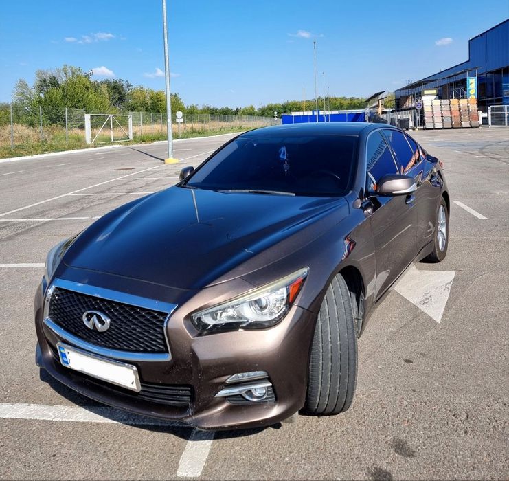 Infiniti Q50 2015г.