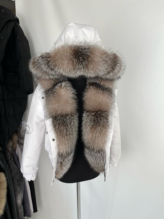 Куртка короткая зимняя женская, бомбер с натуральным мехом блюфрост