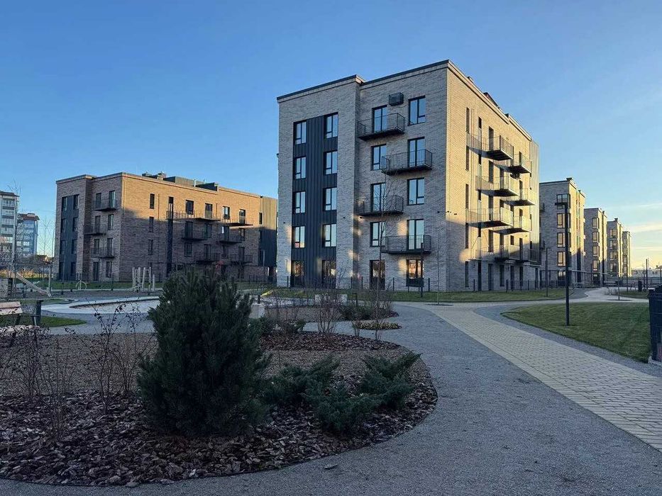 Унікальна 2-кімнатна квартира у ЖК Долішній з патіо!