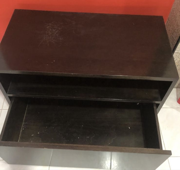 Moveis de de televisao estante e mesa