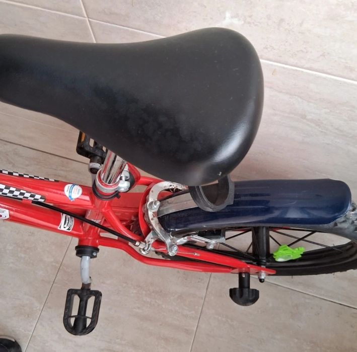 Bicicleta 16'' criança do filme  CARS-  Faisca McQueen