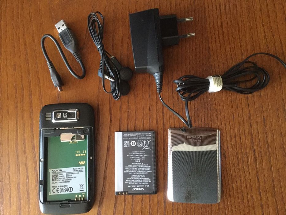 Telemóvel “Nokia” E72