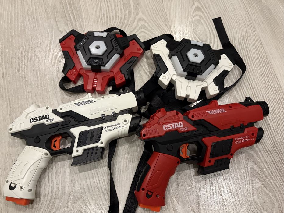 Набір лазерної зброї Canhui Toys Laser Guns CSTAG ( 2+2)