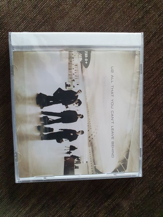 CD "U2-All That You Can't Leave Behind", novo e selado
