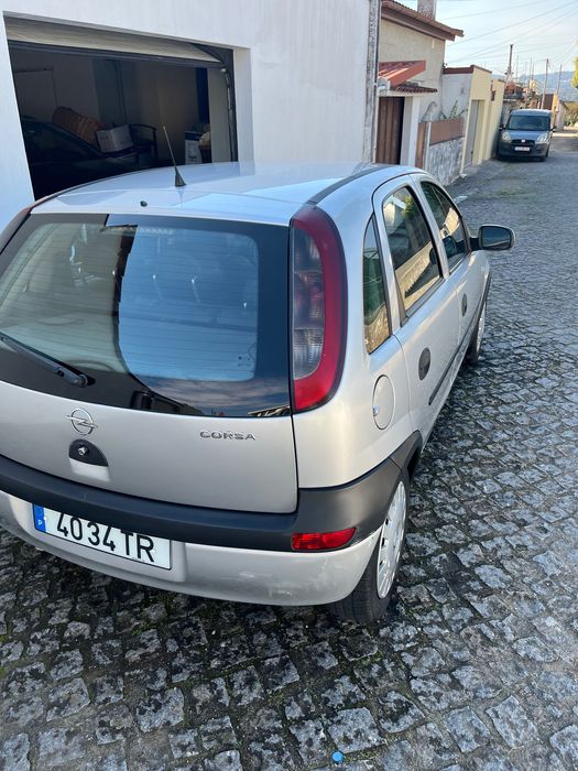 Opel Corsa 1.2 5 Portas