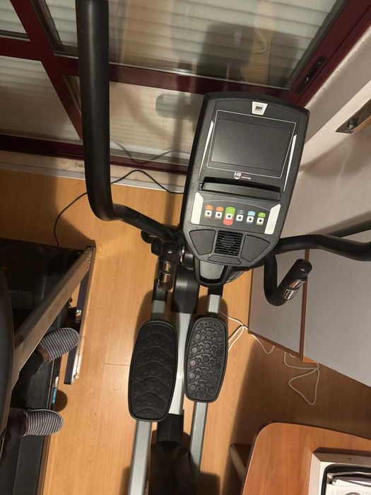 Bicicleta Elíptica BH Fitness