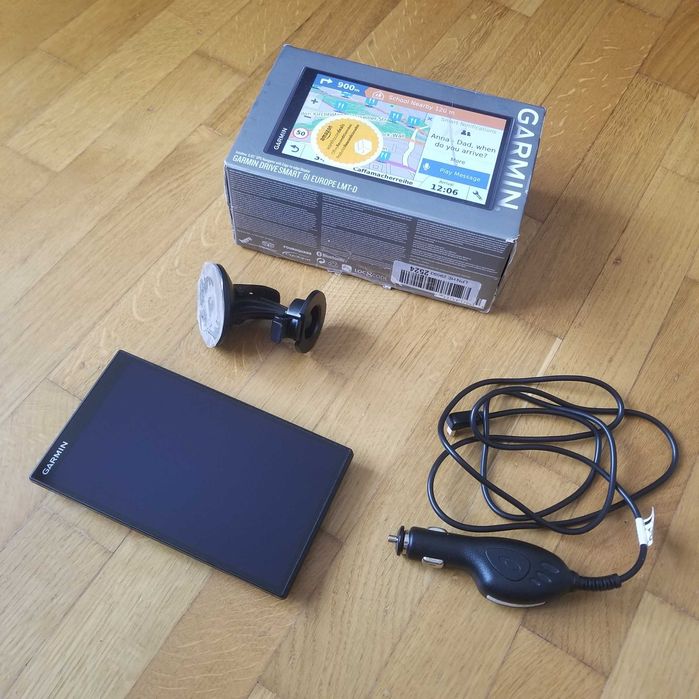 Навигатор  GARMIN Drive Smart 619