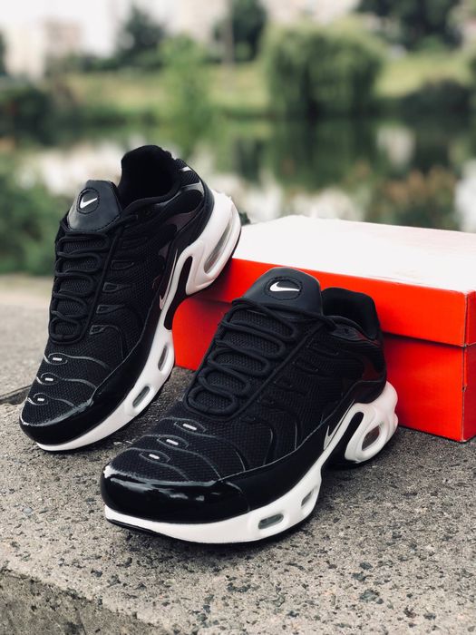 Красовки найк тн / мужские  кросовки  Nike Air Max TN Plus Black/White Кроссовки Найк тн / летние мужские красовки найк