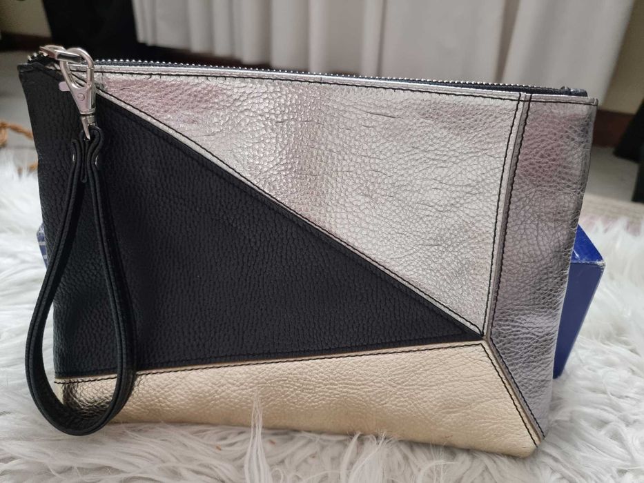 Bolsa envelope Stradivarius