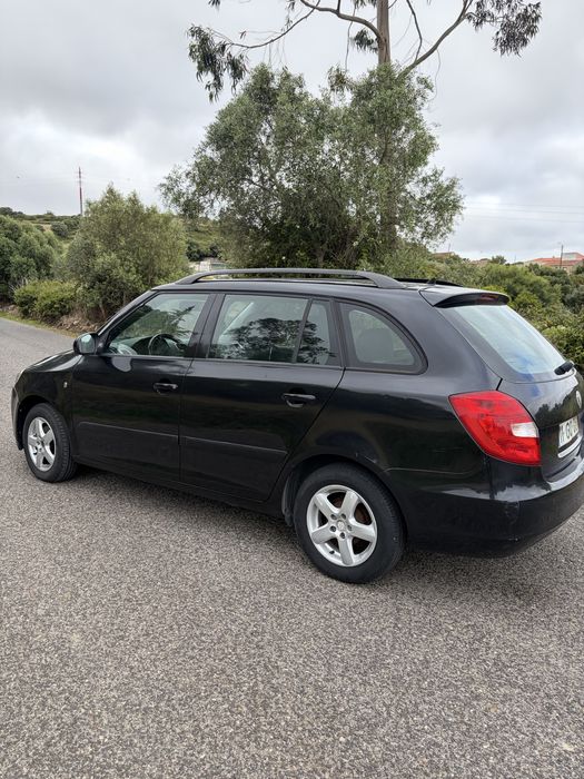 Skoda Fabia 1.4 tdi de 2008 com 240 mil kms