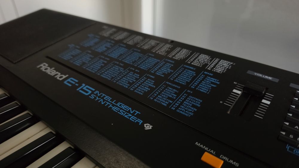 ROLAND E-15 - Legenda lat 90 Keyboard aranger syntezator fajny stan