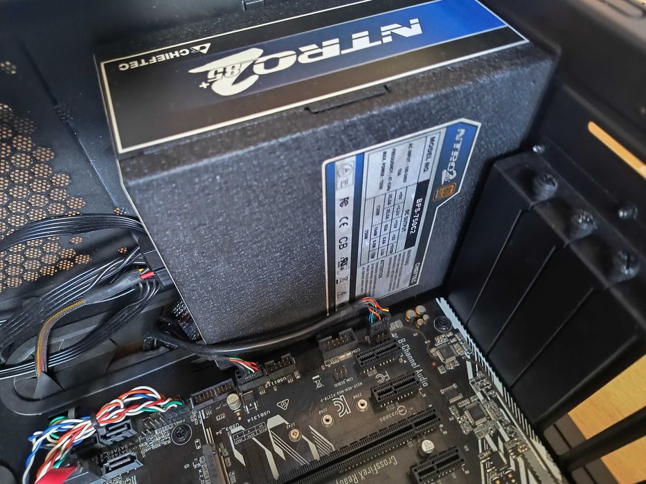 Супер ціна за топовий i7 2600/zalman gnps10x/giabyte ga-p67a-ud4/Chieftec APS-750C/palit gtx580/16Gb/1 Tb ssd