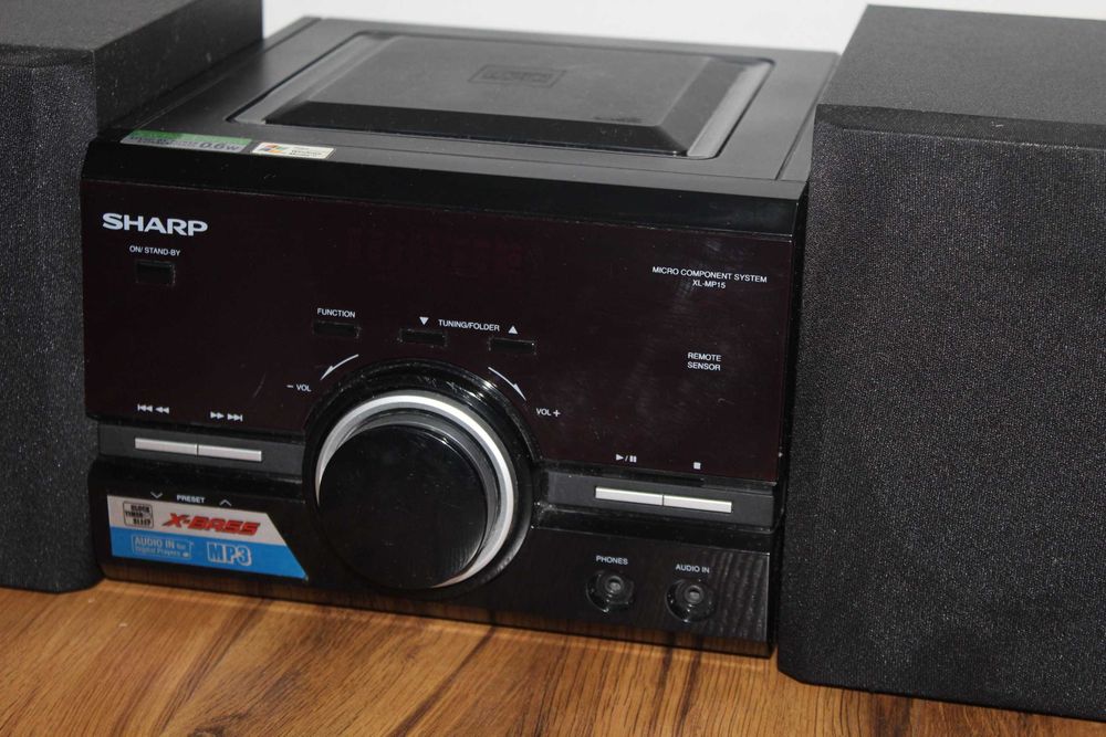 SHARP Wieża stereo FM CD/MP3 AUX Wysyłka