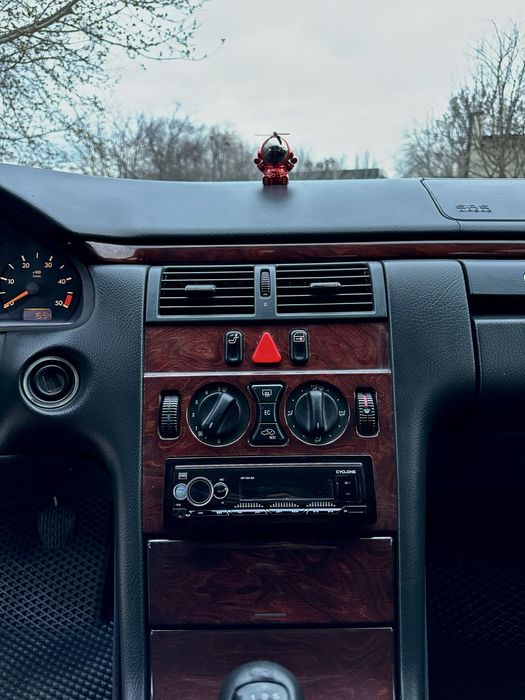 Mercedes-Benz W210 E270 CDI