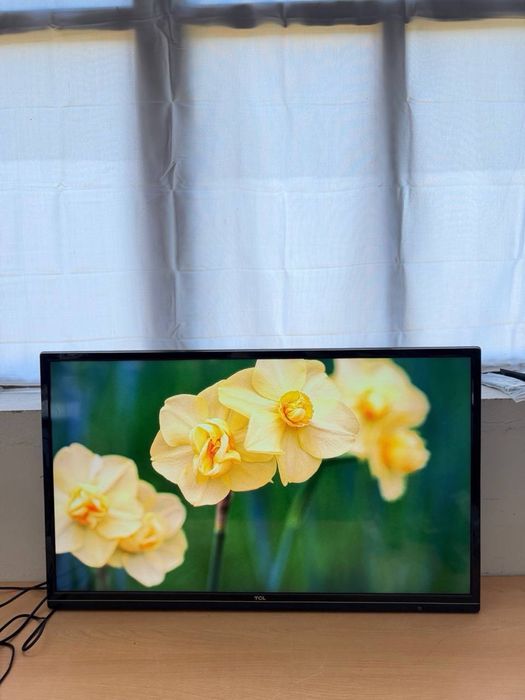 Телевізор TCL 40″ Full HD / пульт / L40E3005F